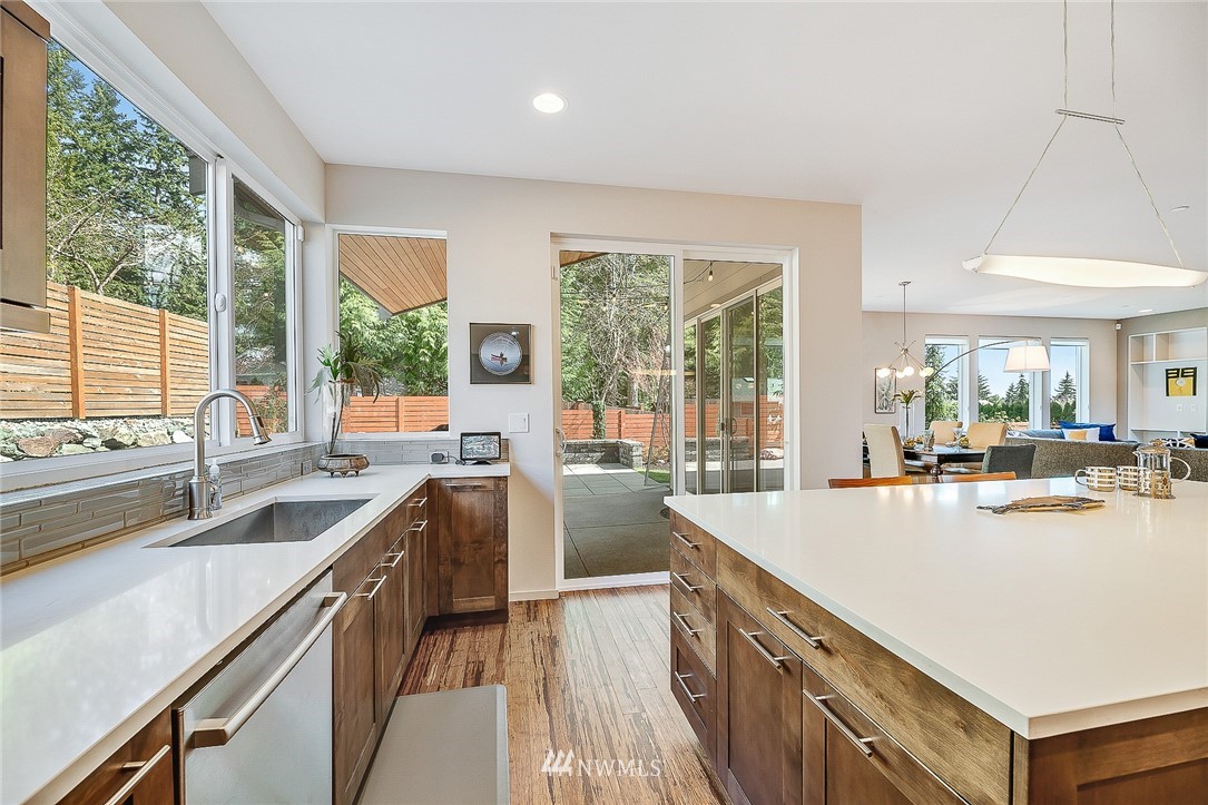 22308 2nd Place Southeast Bothell, WA 98021 - Photo 7 of 32
