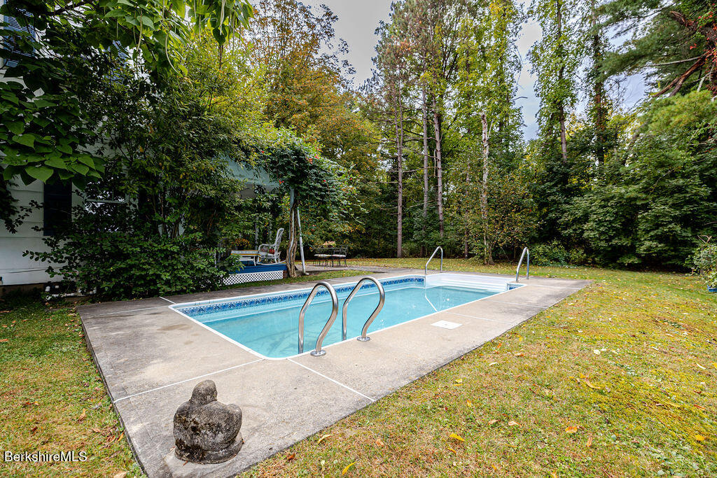 6 Blue Hill Road Great Barrington, MA 01230 - Photo 39 of 43 In- ground pool