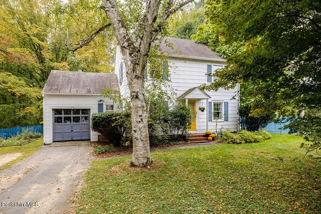 $595,000 | 6 Blue Hill Road, Great Barrington, MA 01230