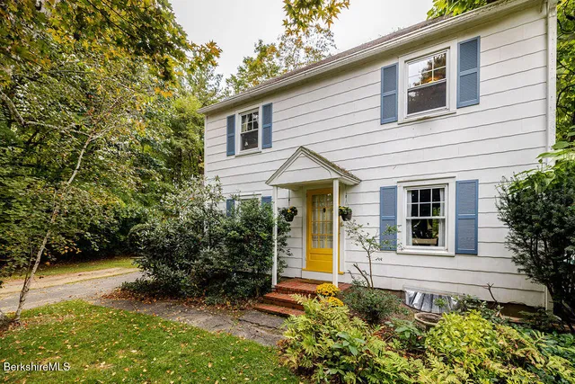 $595,000 | 6 Blue Hill Road, Great Barrington, MA 01230