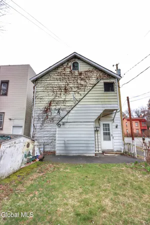 $219,000 | 694 4th Avenue, Troy, NY 12182