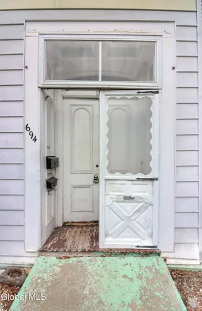 $219,000 | 694 4th Avenue, Troy, NY 12182