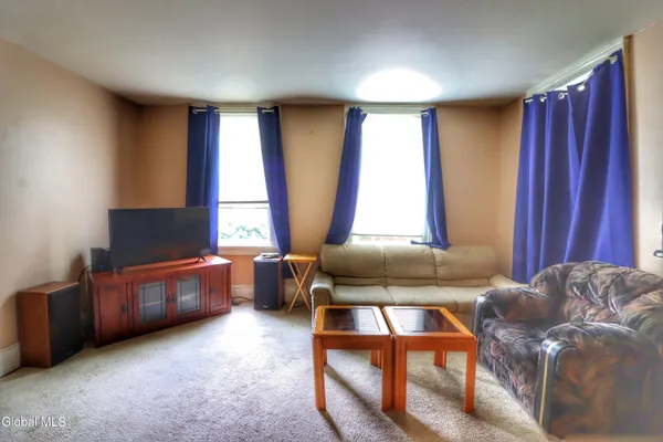 $219,000 | 694 4th Avenue, Troy, NY 12182
