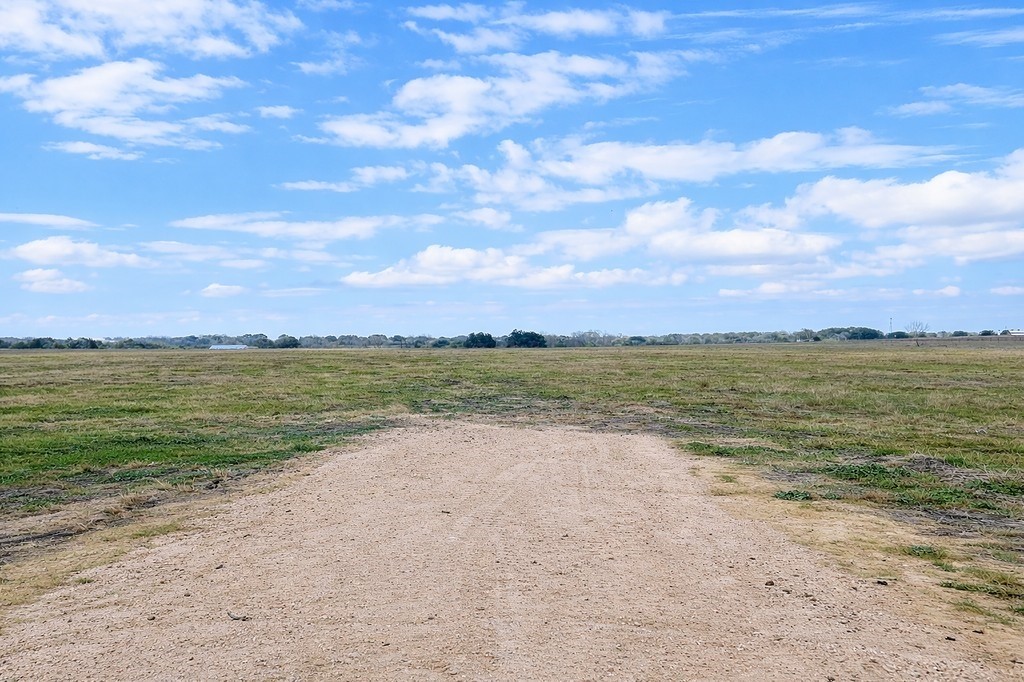 532 Rd Weimar Tx 78962 Road Weimar, TX 78962 - Photo 3 of 9 a view of an ocean beach and a city view