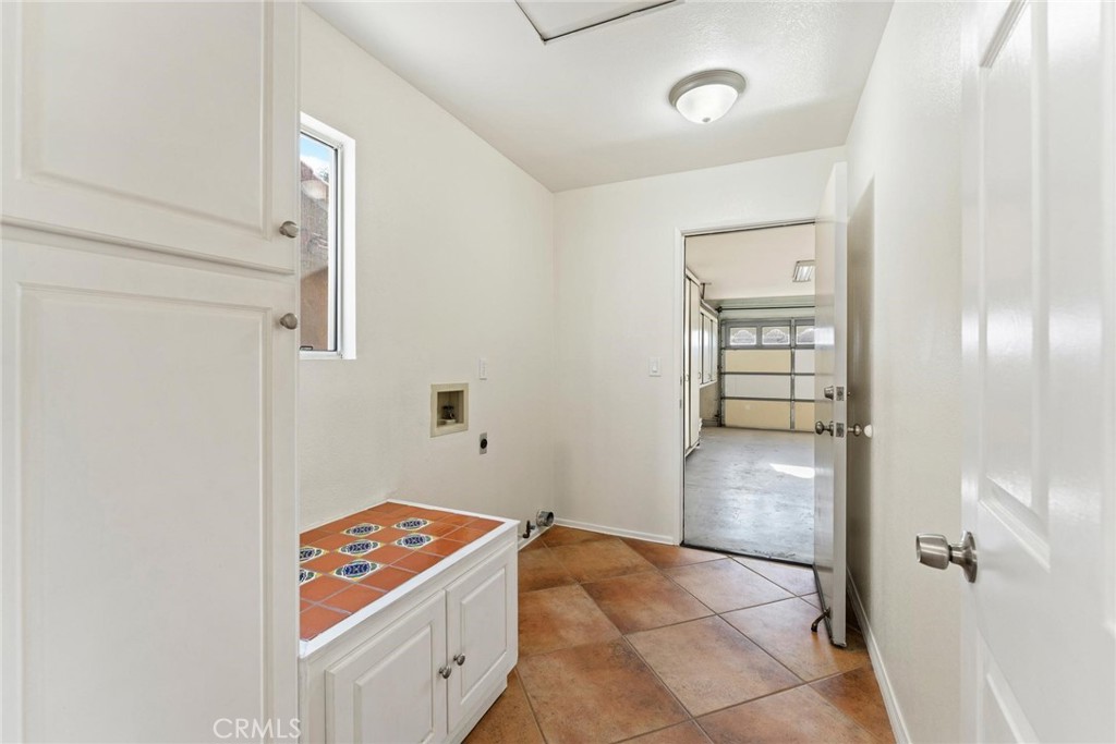 1886 Tamarack Lane Hemet, CA 92545 - Photo 14 of 40 a view of an empty room