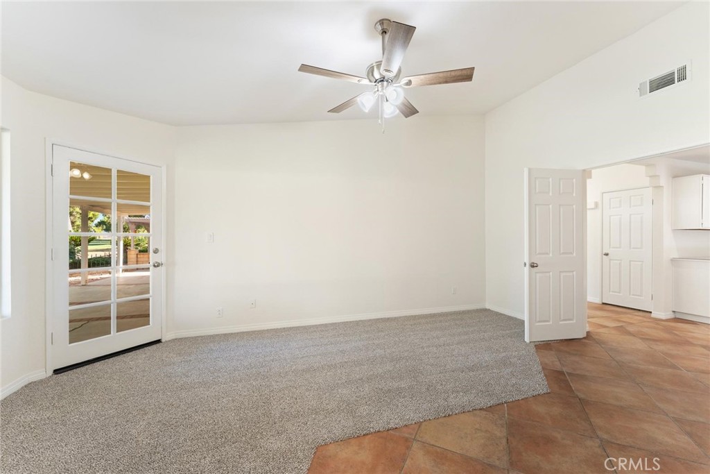1886 Tamarack Lane Hemet, CA 92545 - Photo 20 of 40 a view of an empty room with a window