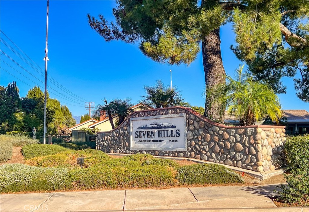 1886 Tamarack Lane Hemet, CA 92545 - Photo 33 of 40 a sign that is on the side of a road