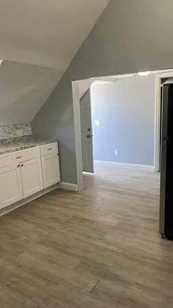 $1,850 | 12.5 Benefit Street, Unit 2, Worcester, MA 01610