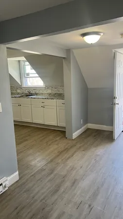 $1,850 | 12.5 Benefit Street, Unit 2, Worcester, MA 01610