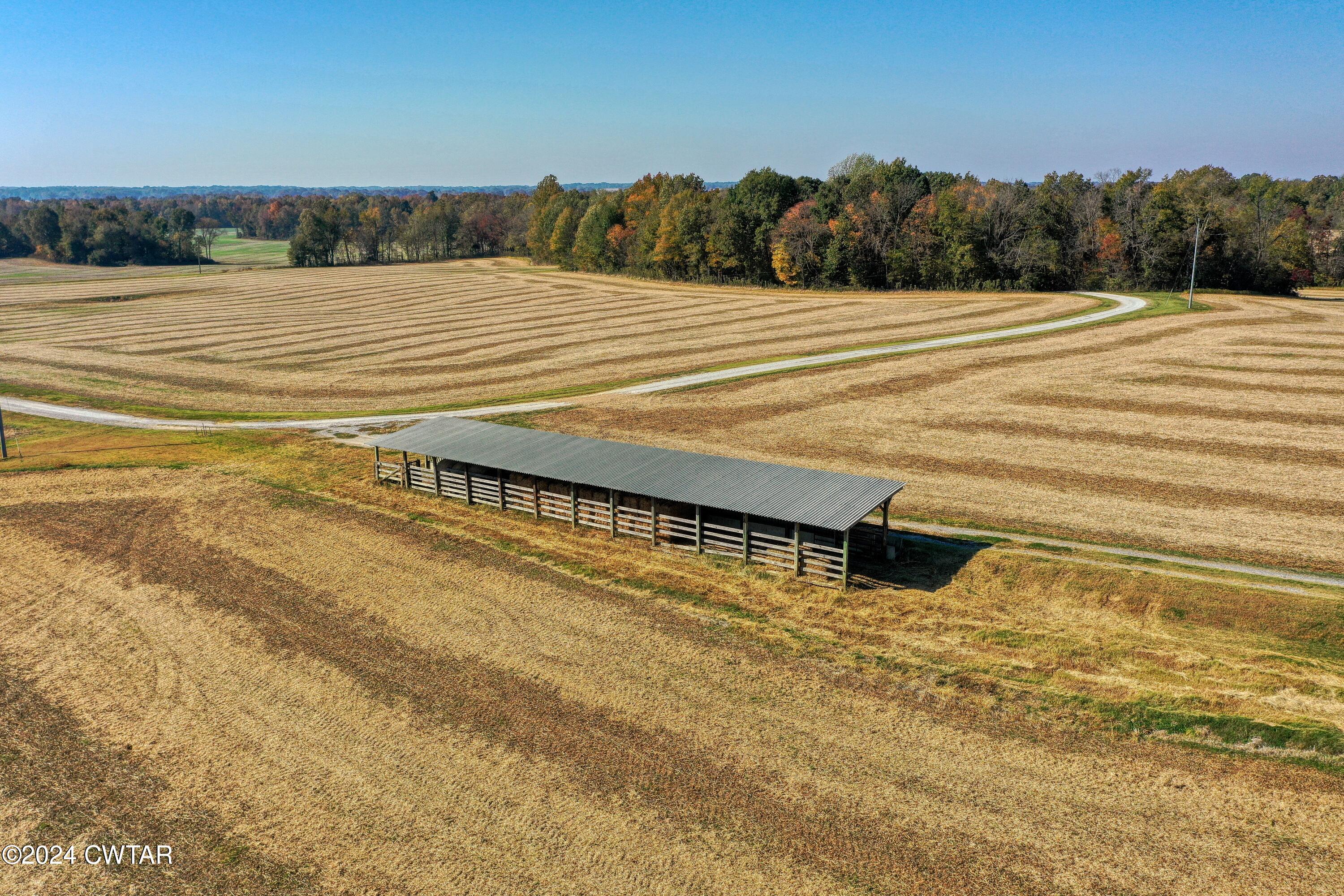 28 Peavine Road Bradford, TN 38316 - Photo 15 of 16 a view of an ocean beach