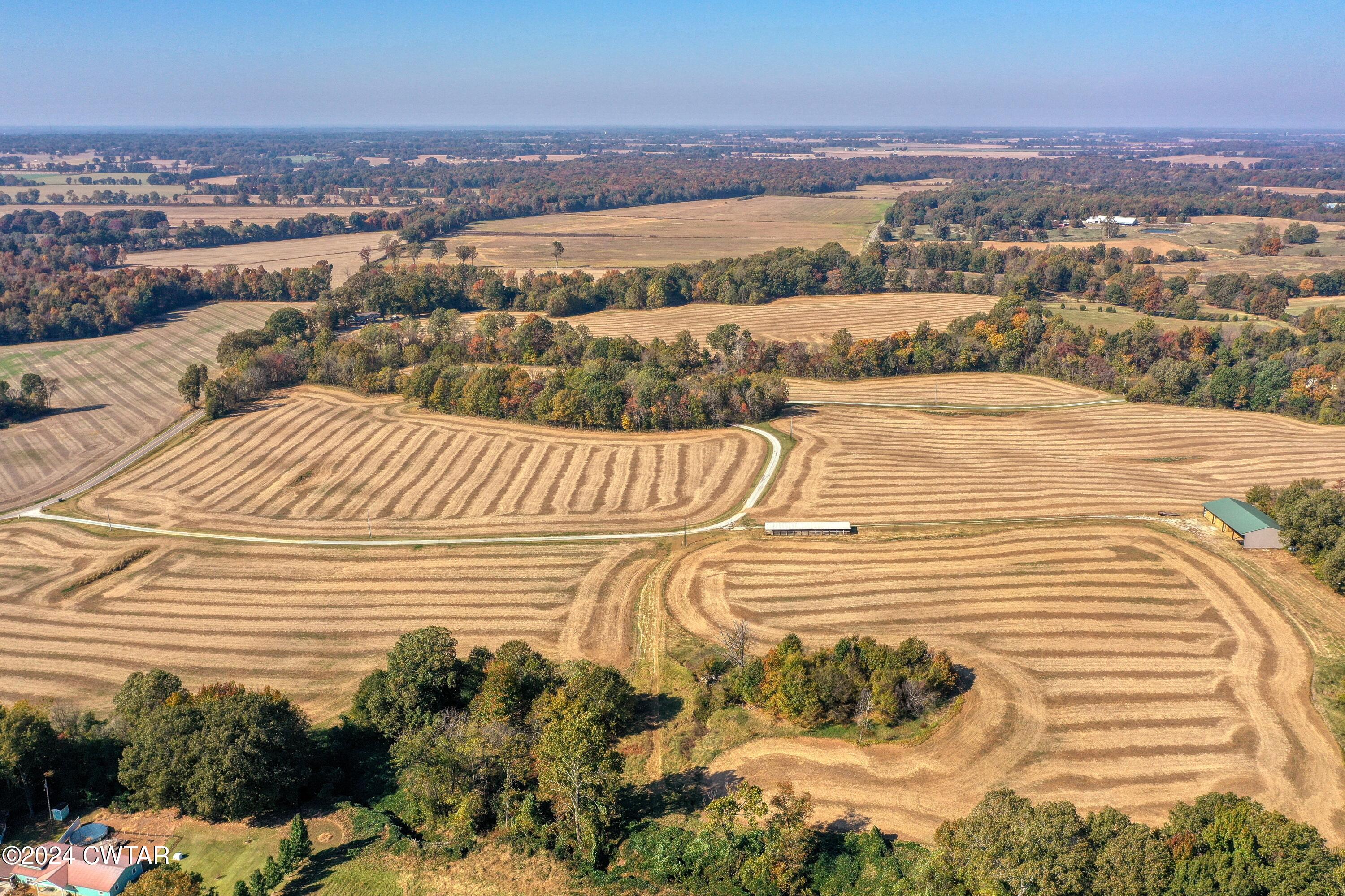 28 Peavine Road Bradford, TN 38316 - Photo 2 of 16 a view of a city