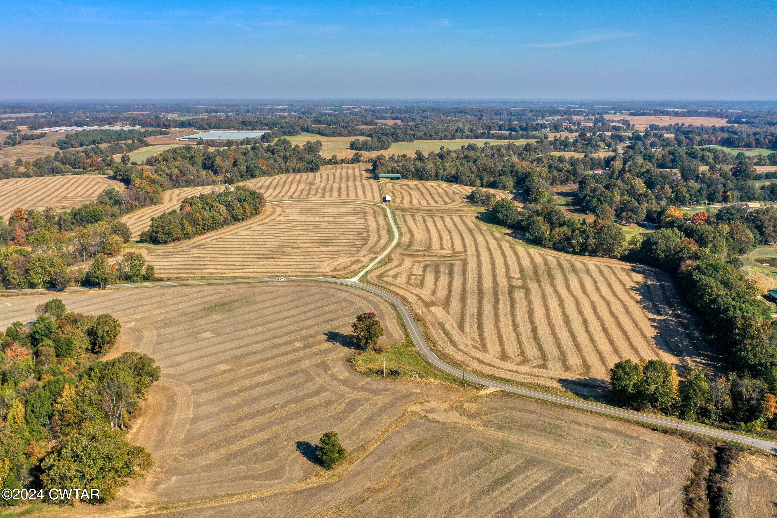 28 Peavine Road Bradford, TN 38316 - Photo 3 of 16 a view of a city