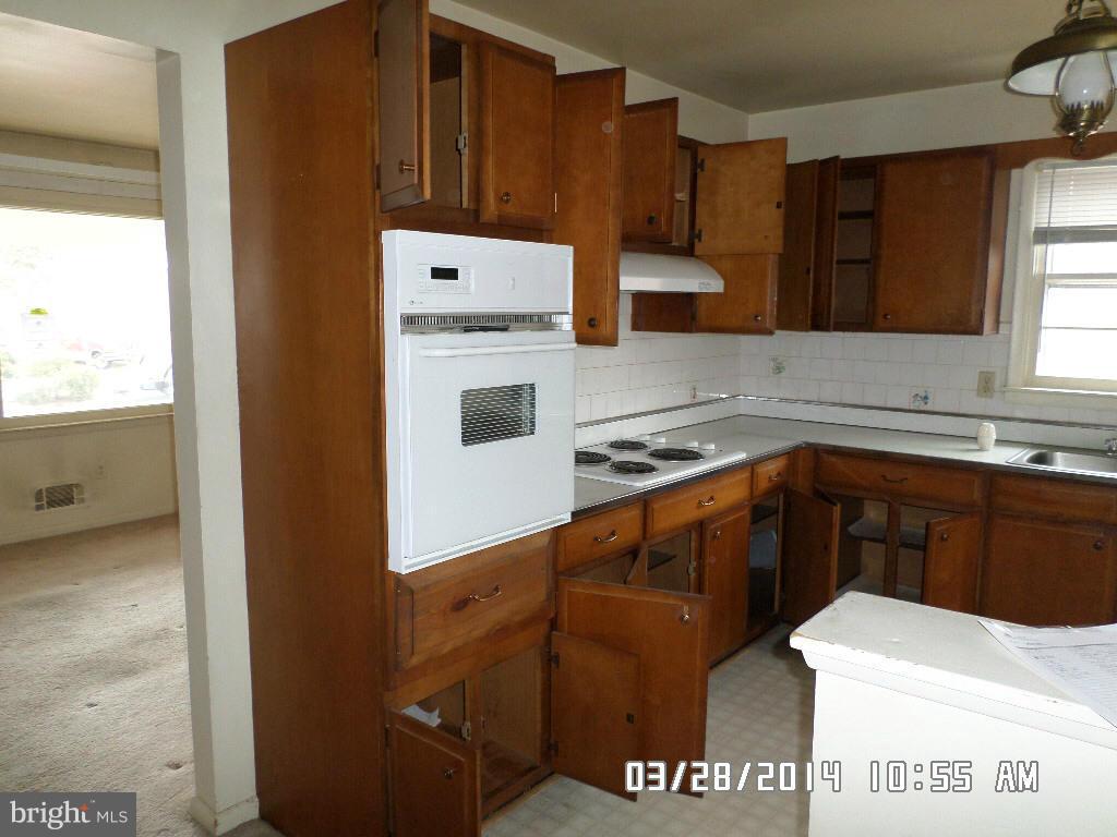 1354 Ava Road Severn, MD 21144 - Photo 5 of 12 Kitchen