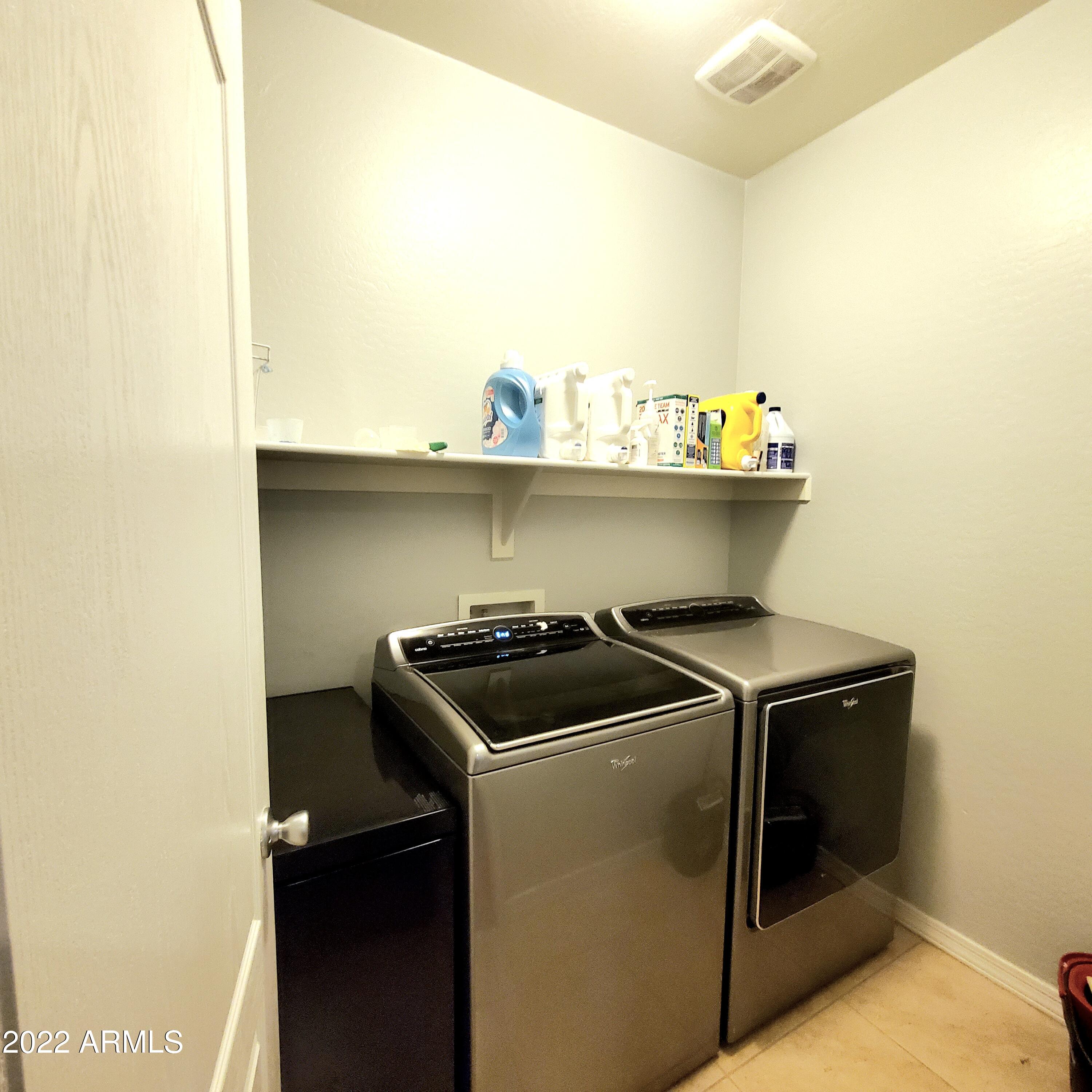 40209 Walker Way Maricopa, AZ 85138 - Photo 21 of 26 Laundry Room