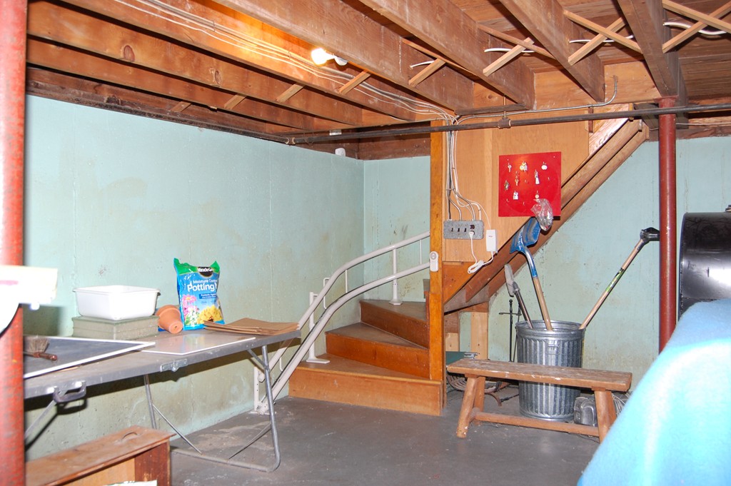77 Old Post Road Walpole, MA 02032 - Photo 20 of 21 a view of entryway