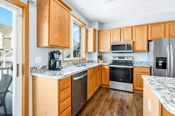 $2,500 | 10514 8th Avenue North, Minneapolis, MN 55441