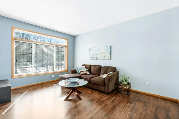 $2,500 | 10514 8th Avenue North, Minneapolis, MN 55441