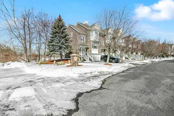 $2,500 | 10514 8th Avenue North, Minneapolis, MN 55441