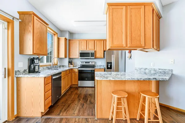 $2,500 | 10514 8th Avenue North, Minneapolis, MN 55441