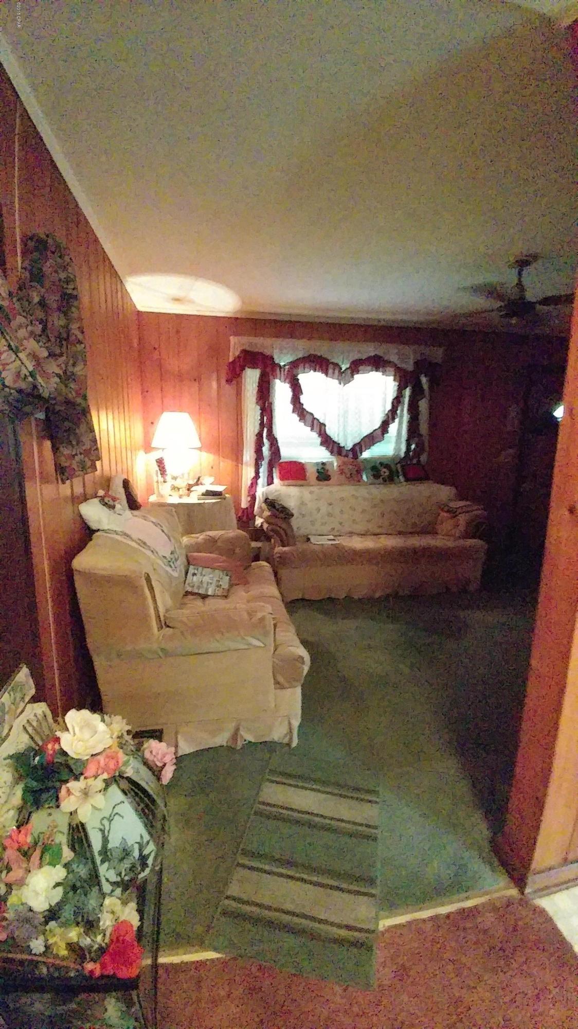 5946 Highway 2 Bascom, FL 32423 - Photo 12 of 27