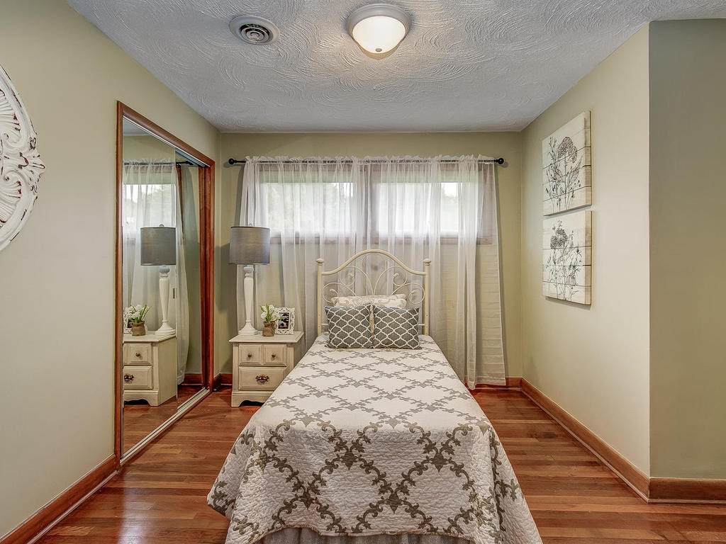 205 Lynfield Road Bristol, TN 37620 - Photo 17 of 31 Photo 18