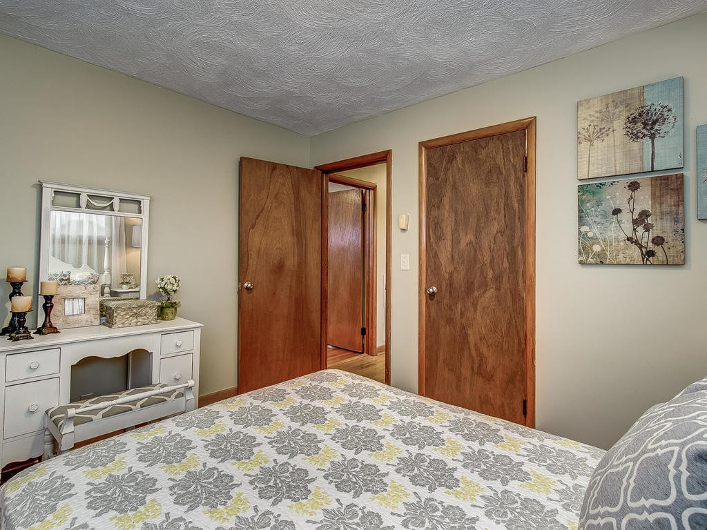 205 Lynfield Road Bristol, TN 37620 - Photo 20 of 31 Photo 21