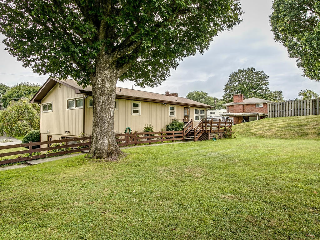205 Lynfield Road Bristol, TN 37620 - Photo 30 of 31 Photo 31