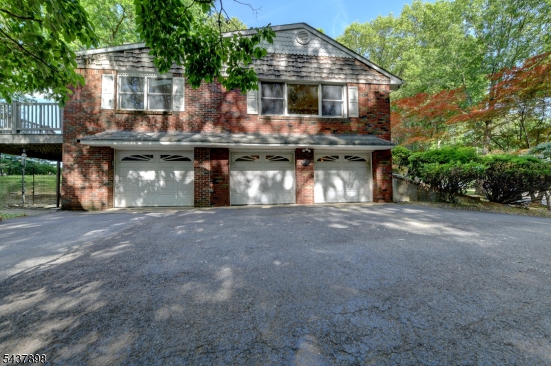 34 Knoll Road Wayne, NJ 07470 - Photo 5 of 50