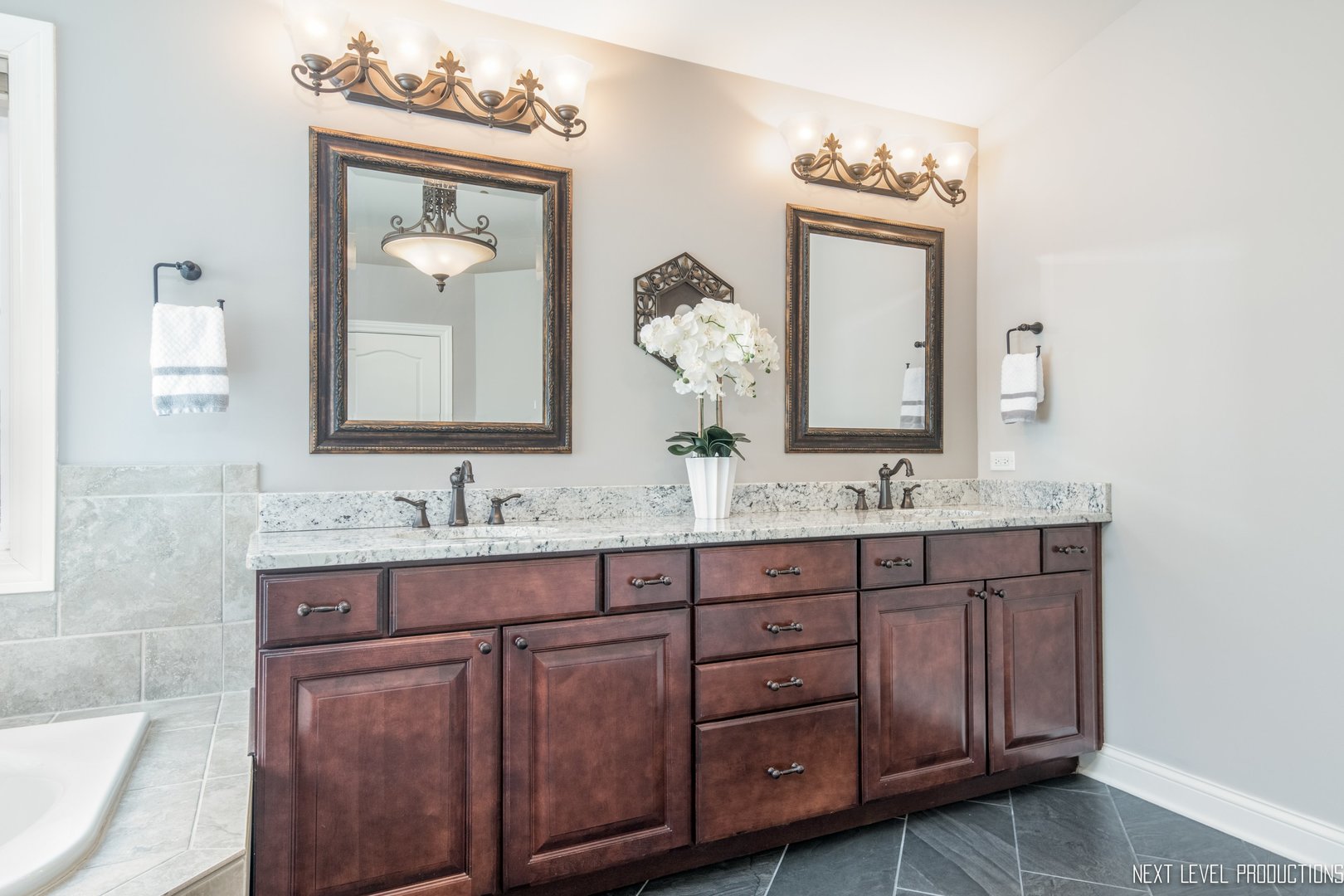 4619 Corktree Road Naperville, IL 60564 - Photo 18 of 39