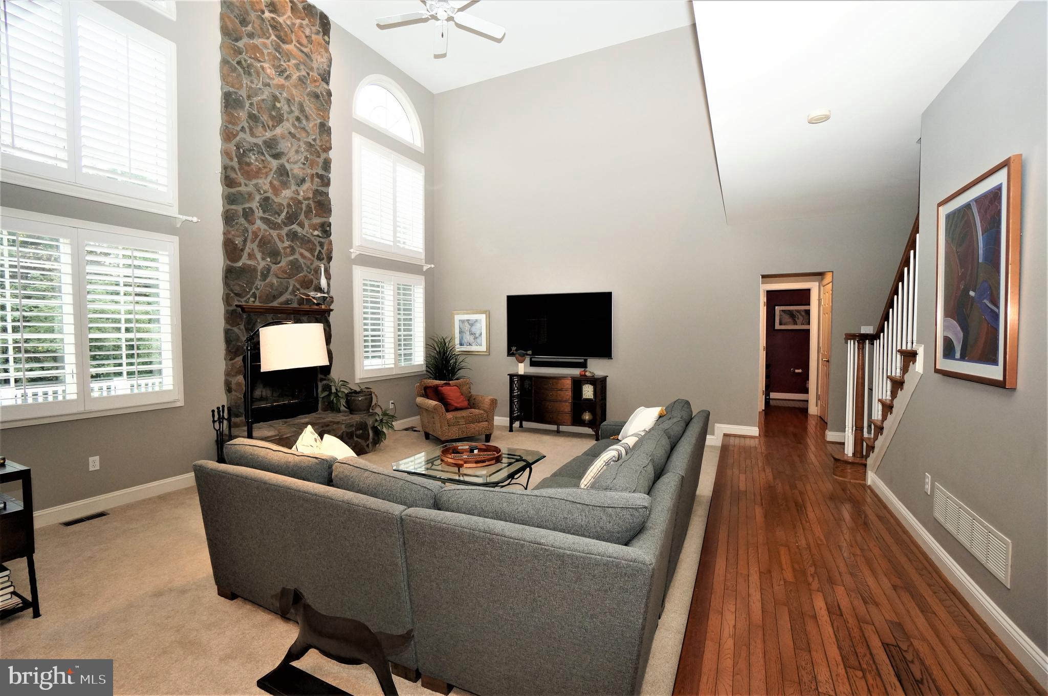5096 Jericho Road Columbia, MD 21044 - Photo 10 of 37 Family Room w/Estate Shutters on Windows