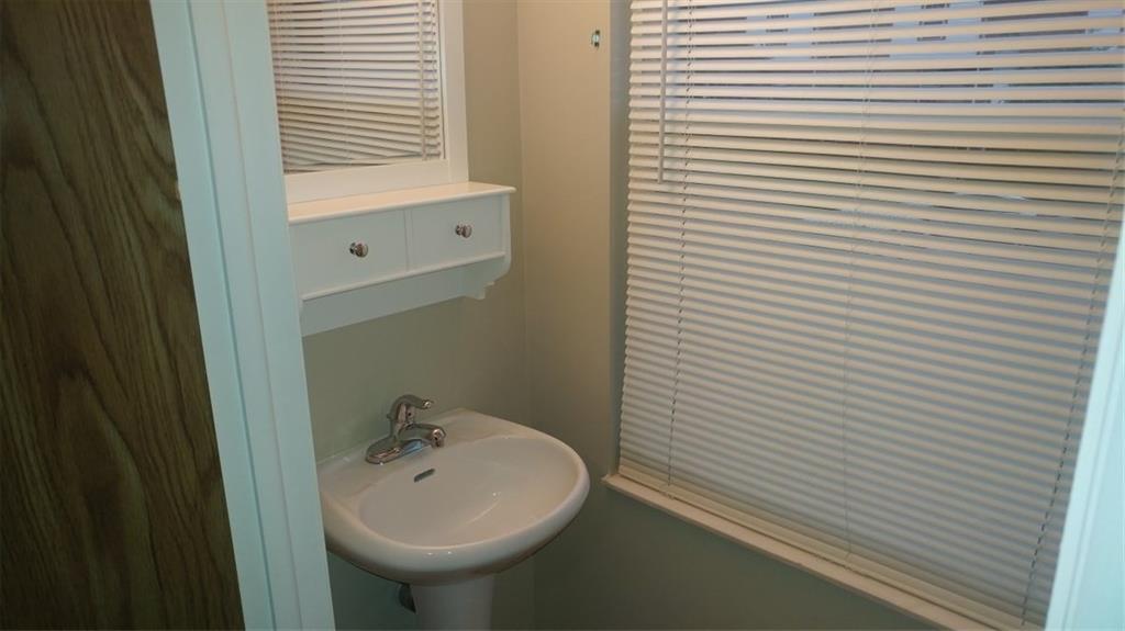 407 Shady Ridge Drive Monroeville, PA 15146 - Photo 12 of 25 Gallery Image 12