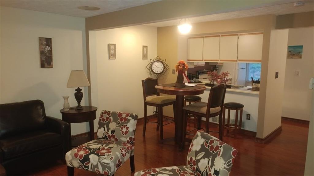 407 Shady Ridge Drive Monroeville, PA 15146 - Photo 5 of 25 Gallery Image 5