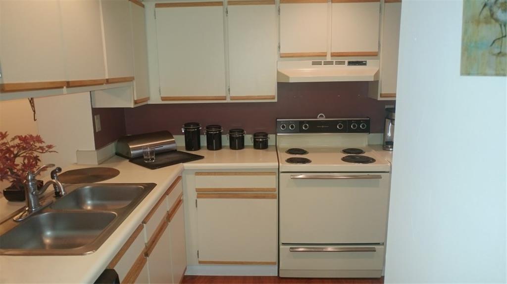 407 Shady Ridge Drive Monroeville, PA 15146 - Photo 8 of 25 Gallery Image 8