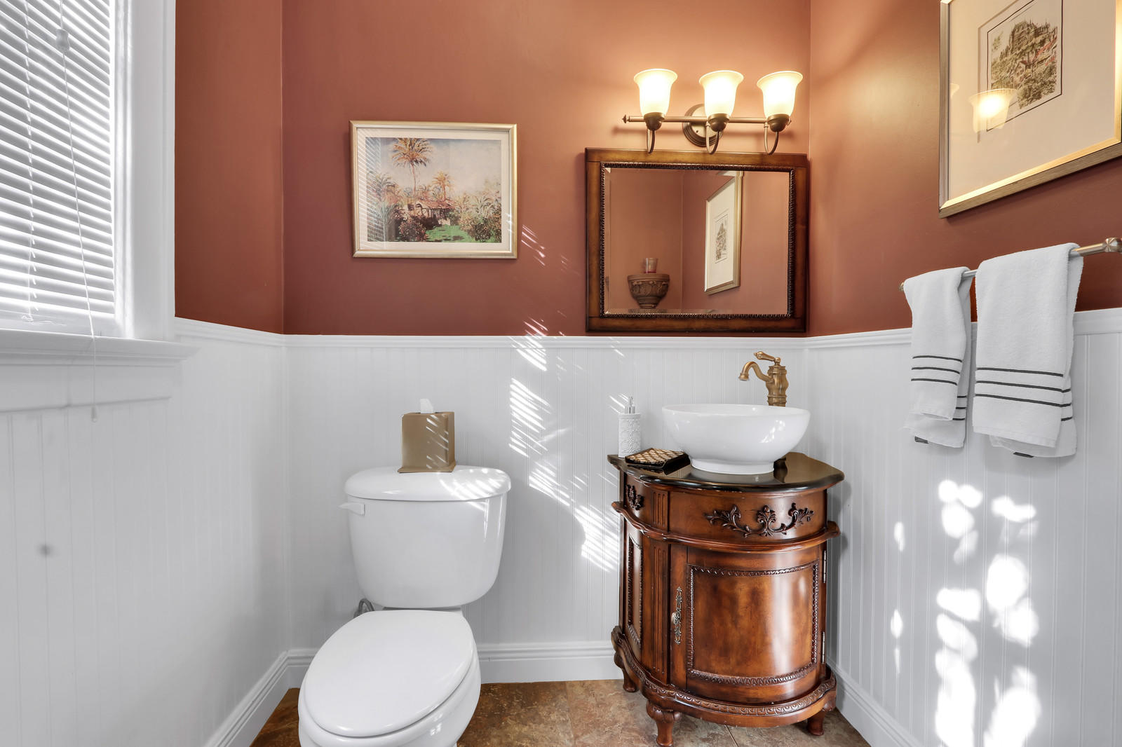 229 9th Street West Palm Beach, FL 33401 - Photo 19 of 67 Powder Room