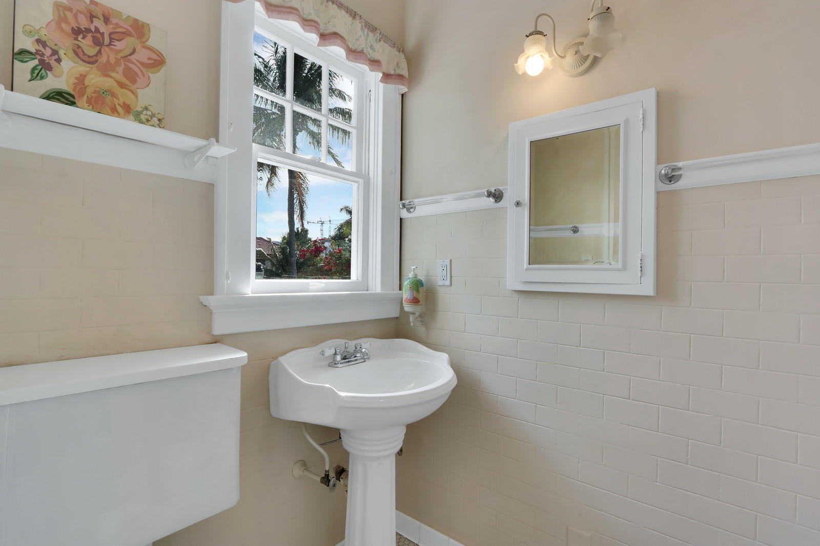 229 9th Street West Palm Beach, FL 33401 - Photo 24 of 67 Bath