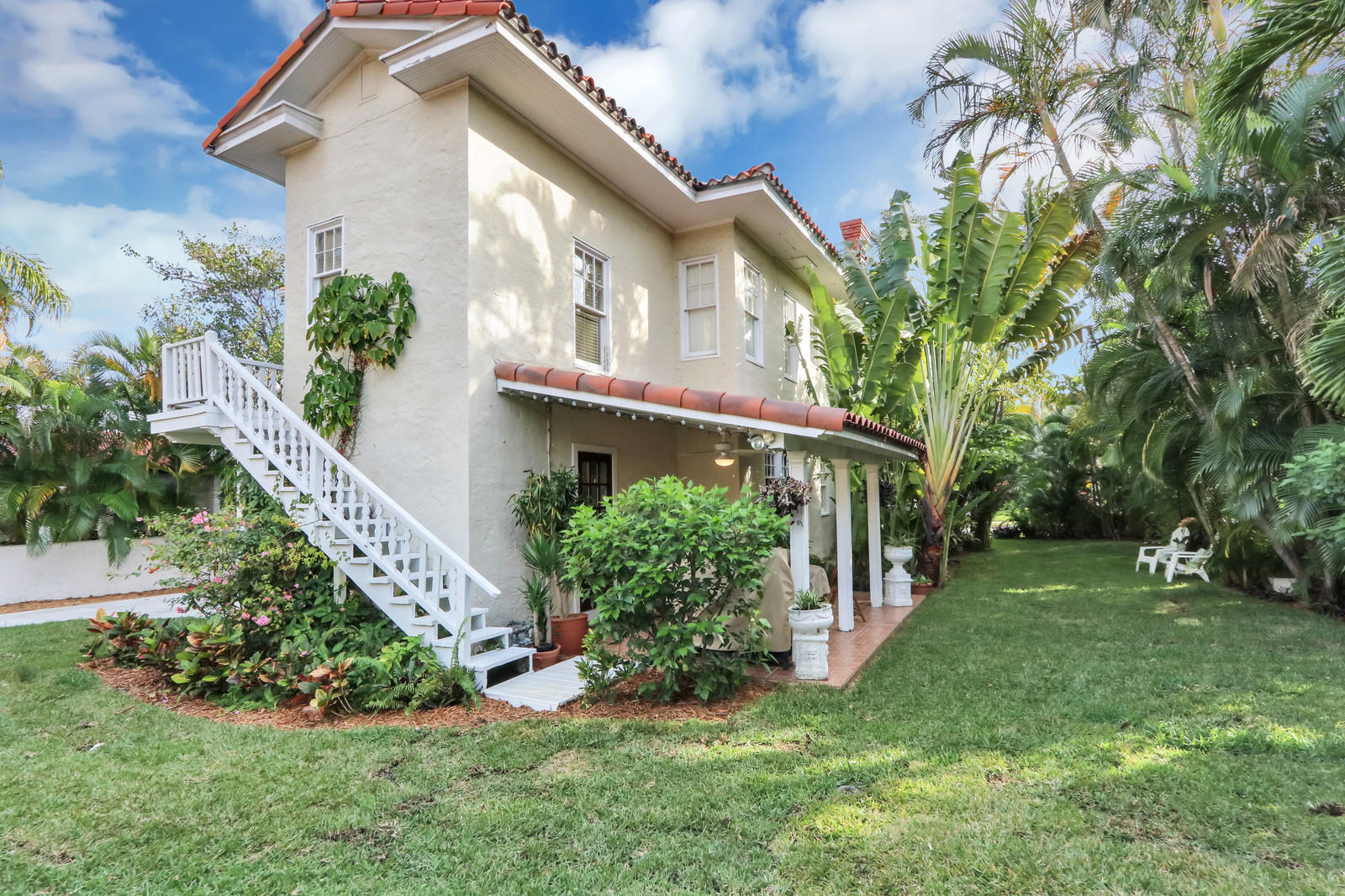 229 9th Street West Palm Beach, FL 33401 - Photo 35 of 67 Main Back yard