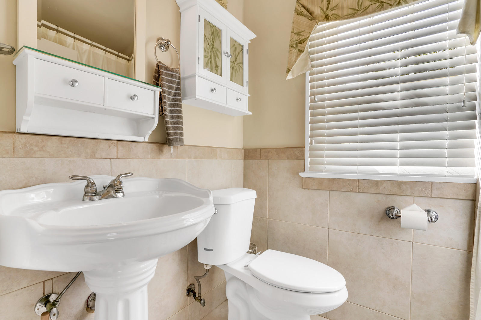 229 9th Street West Palm Beach, FL 33401 - Photo 50 of 67 Bath