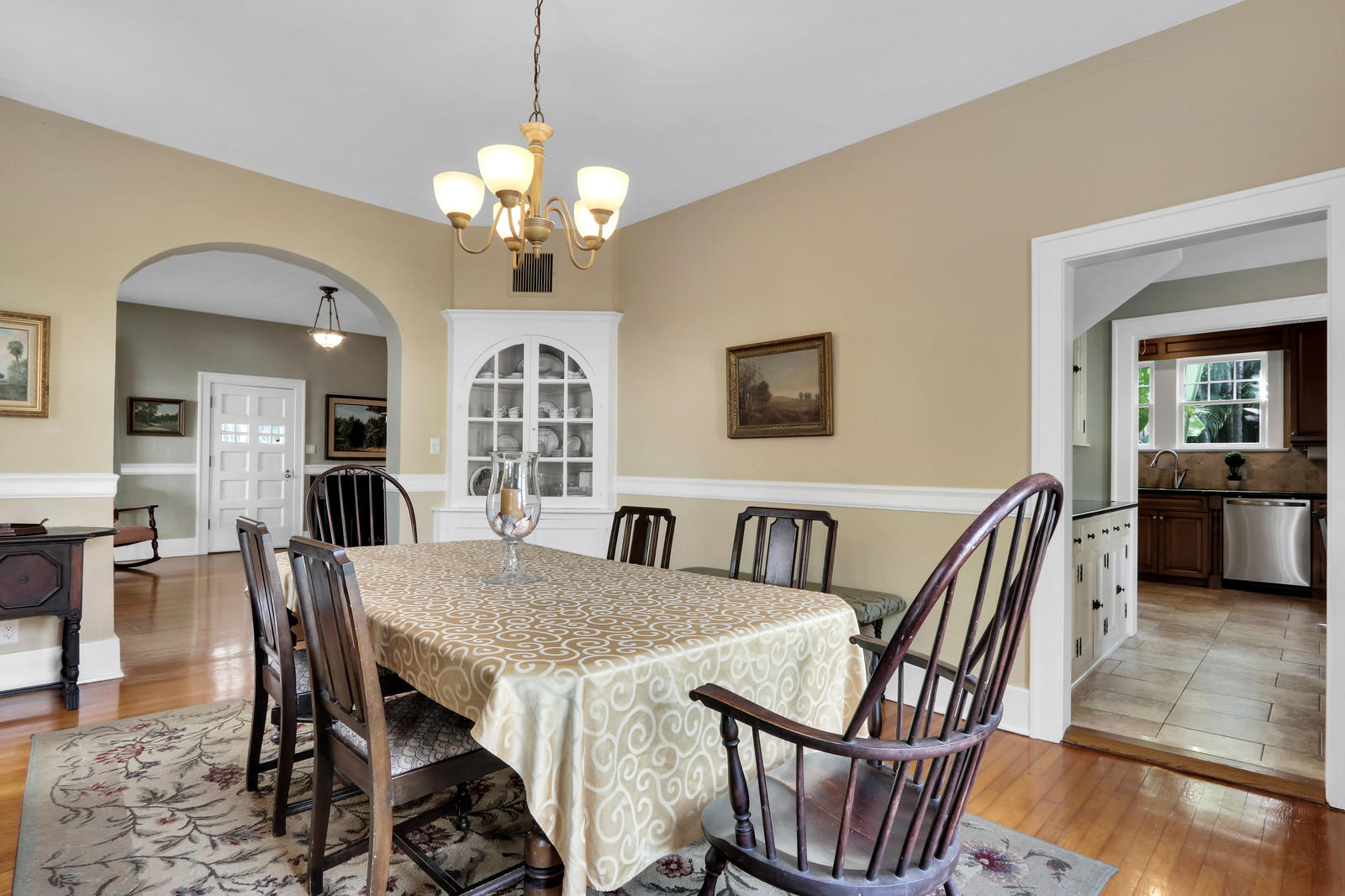 229 9th Street West Palm Beach, FL 33401 - Photo 6 of 67 Formal Dining