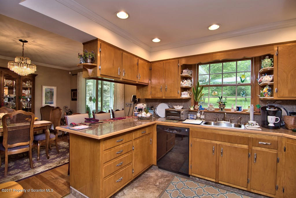105 O'Hara Road Moscow, PA 18444 - Photo 11 of 33 Gallery Image 11