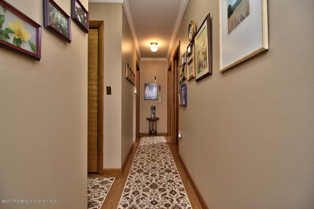 105 O'Hara Road Moscow, PA 18444 - Photo 13 of 33 Gallery Image 13
