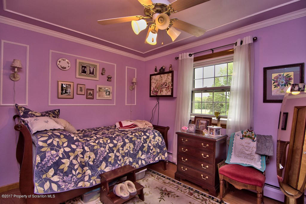 105 O'Hara Road Moscow, PA 18444 - Photo 18 of 33 Gallery Image 18