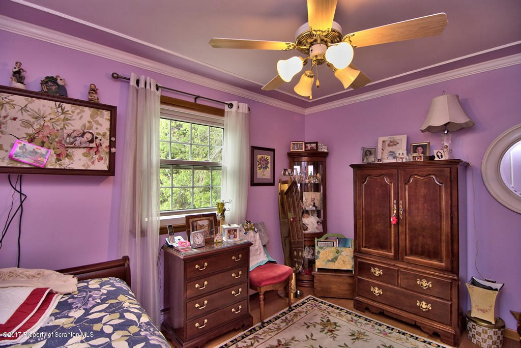 105 O'Hara Road Moscow, PA 18444 - Photo 19 of 33 Gallery Image 19
