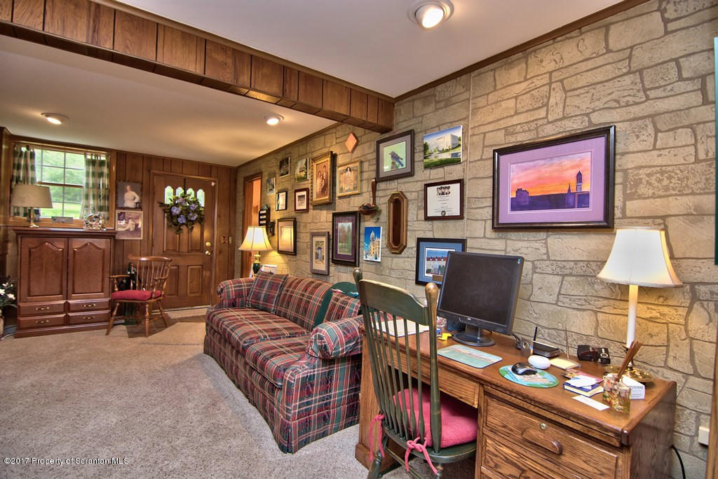 105 O'Hara Road Moscow, PA 18444 - Photo 22 of 33 Gallery Image 22
