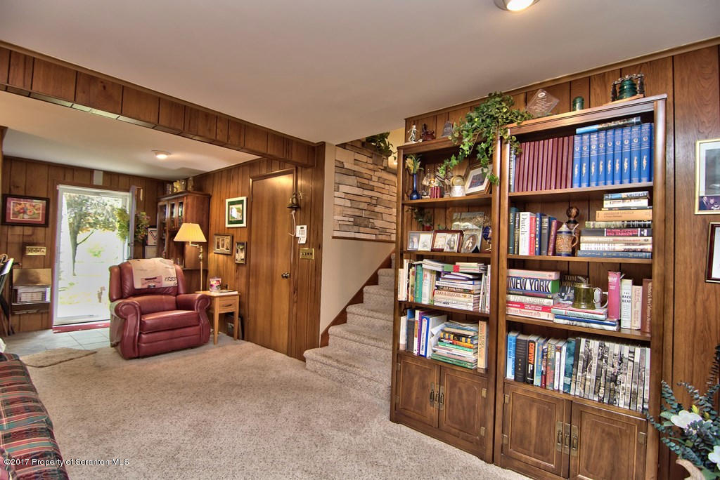 105 O'Hara Road Moscow, PA 18444 - Photo 23 of 33 Gallery Image 23