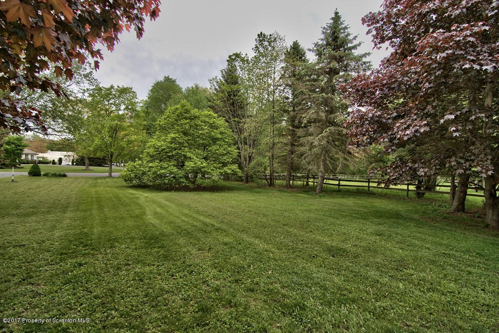 105 O'Hara Road Moscow, PA 18444 - Photo 29 of 33 Gallery Image 29