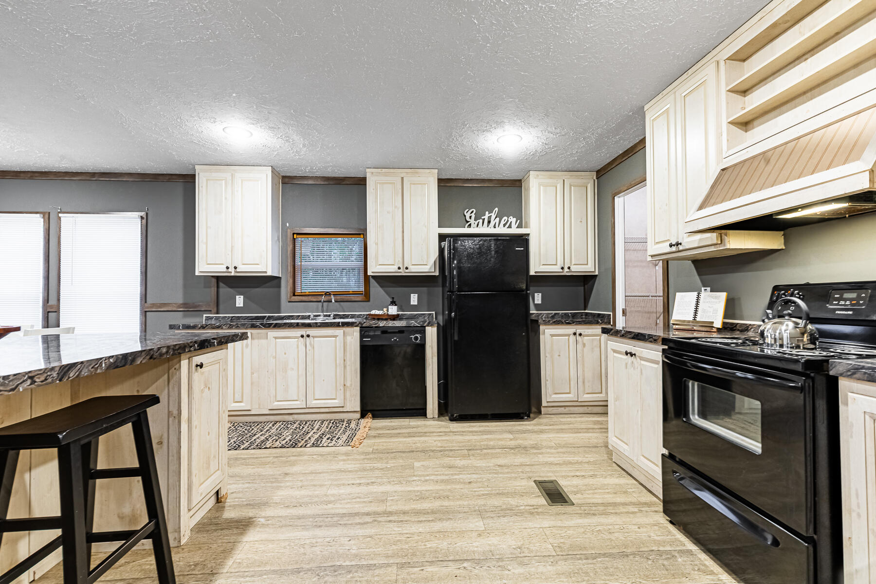 406 Butter Road Bonneau, SC 29431 - Photo 18 of 48 JL-47