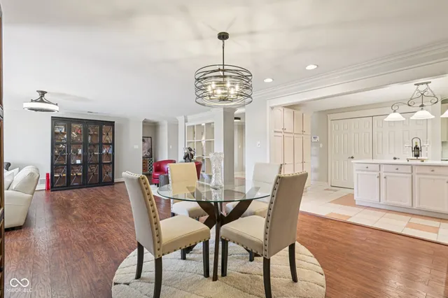 $295,000 | 8690 Jaffa Ct W Drive, Unit 31, Indianapolis, IN 46260