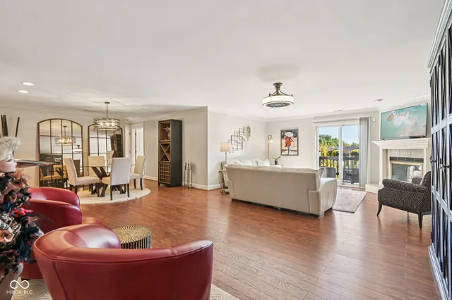 $295,000 | 8690 Jaffa Ct W Drive, Unit 31, Indianapolis, IN 46260