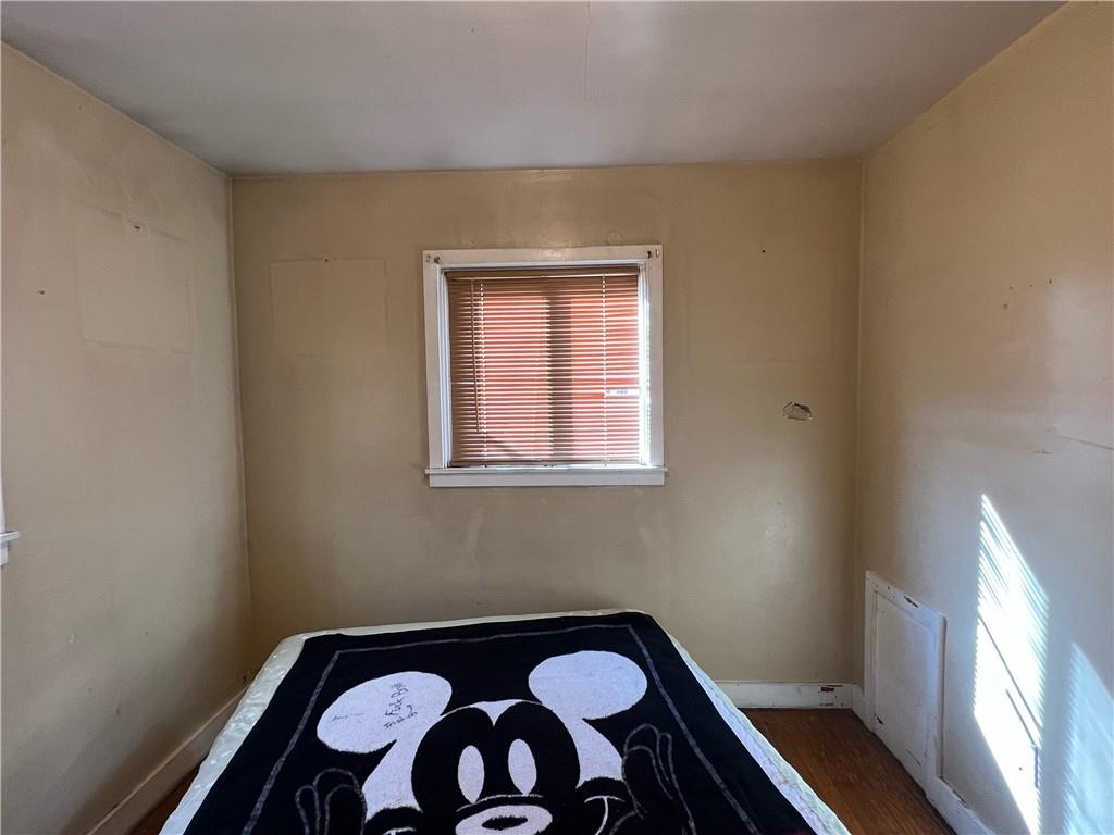 19 Fairview Street Uniontown, PA 15401 - Photo 17 of 19 a view of an empty room with window