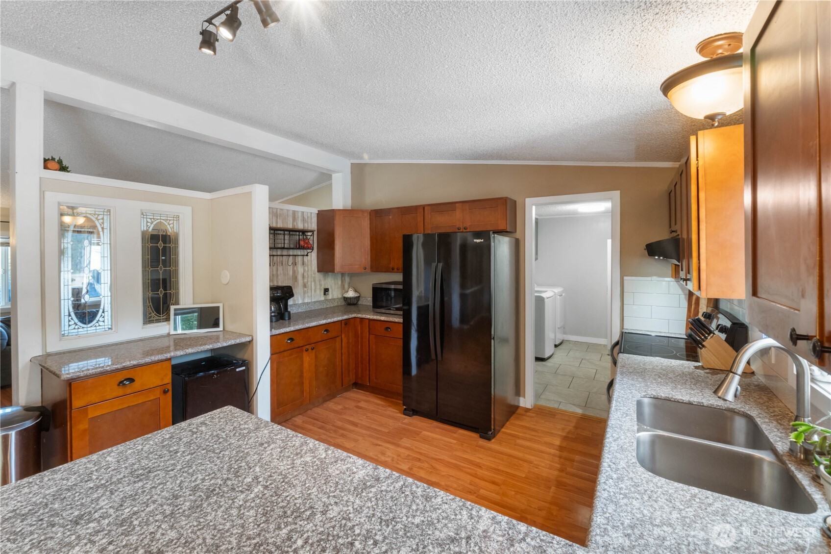 814 282nd Street East Roy, WA 98580 - Photo 12 of 40